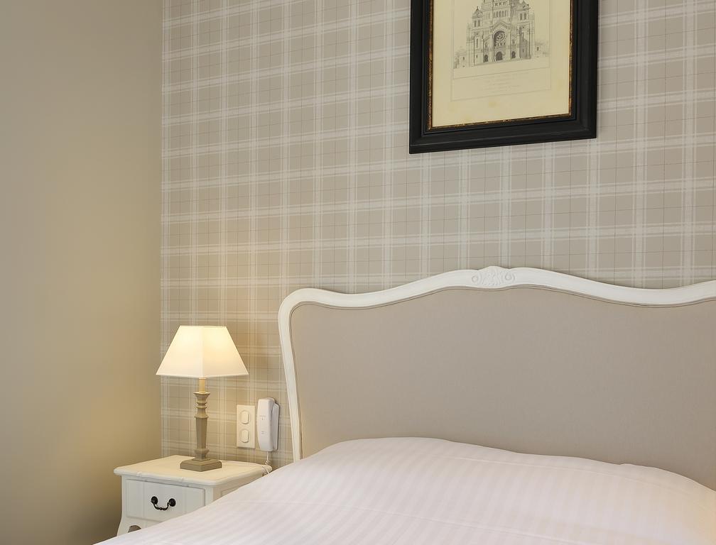 Auberge Du Grand Dauphin Dhuizon Pokój zdjęcie